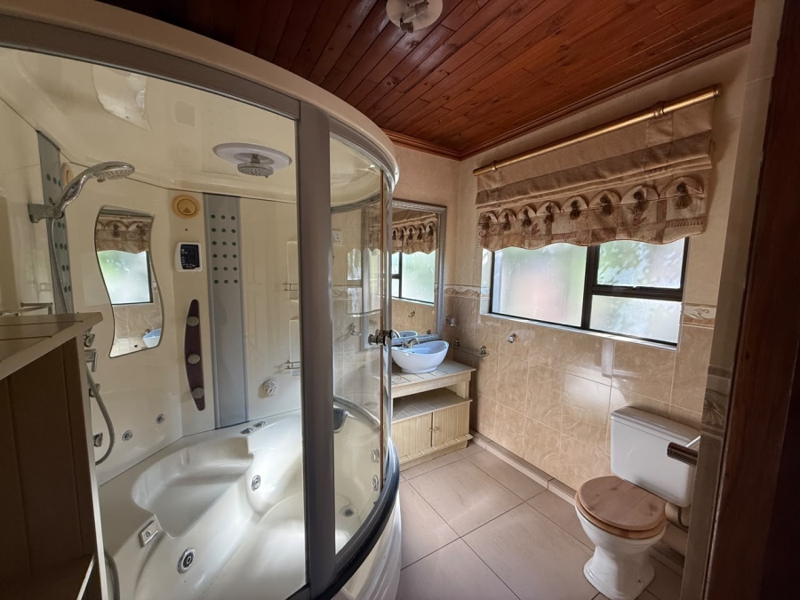 5 Bedroom Property for Sale in Cashan North West
